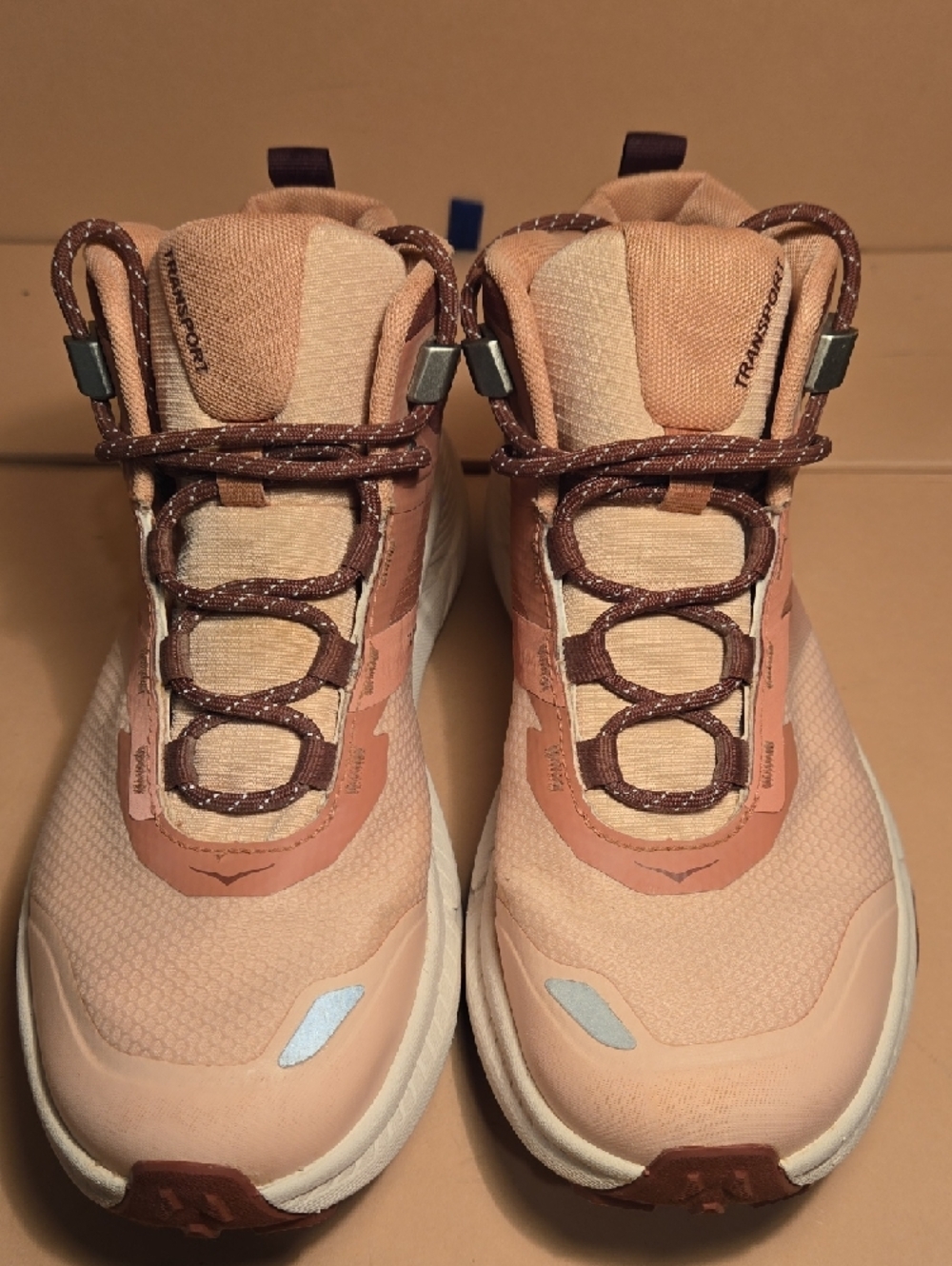 HOKA WOMEN'S TRANSPORT HIKE GORE-TEX ROSE LATTE/BLUSH - Picture 9 of 15